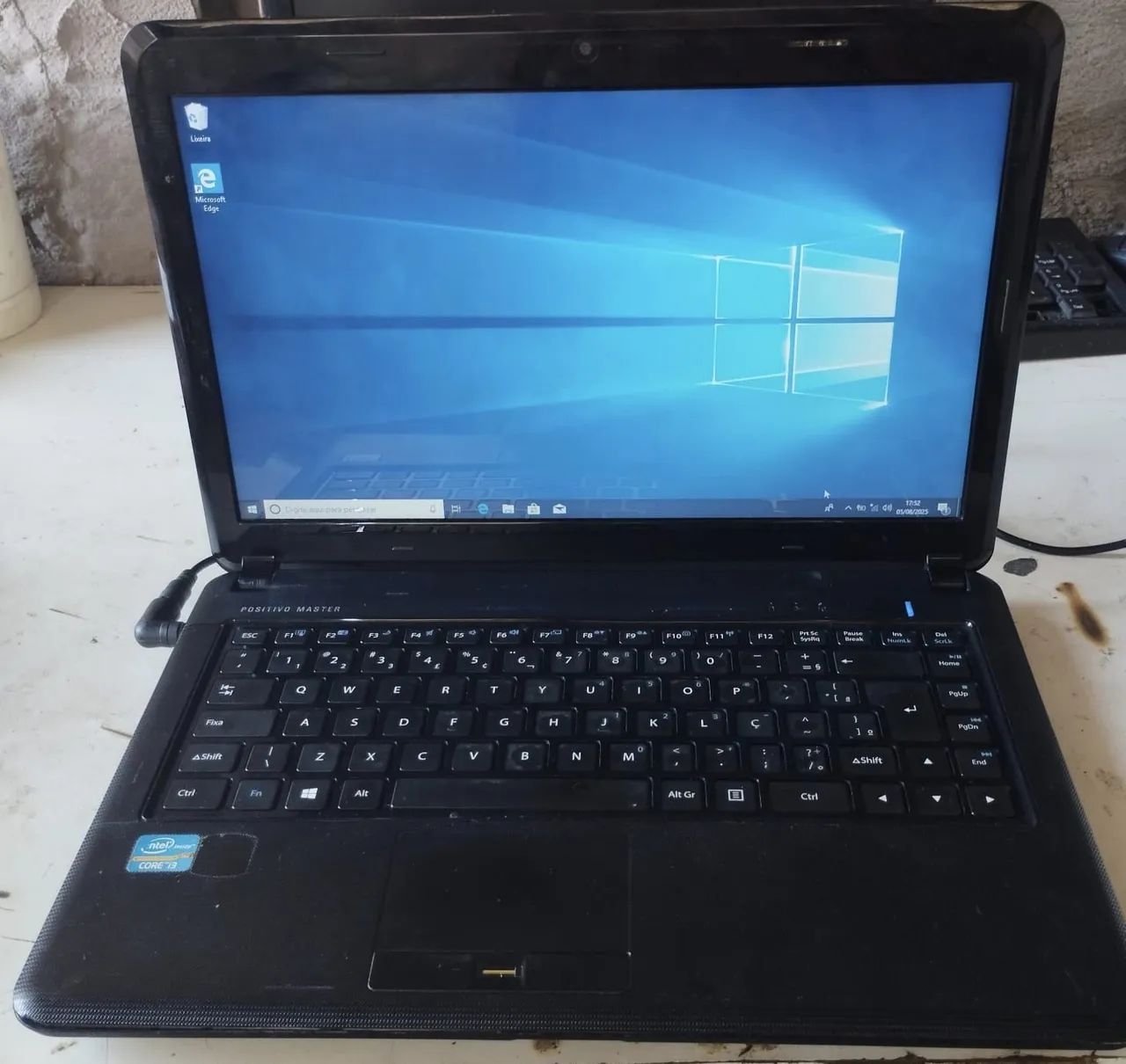 Notebook core i3 suporta i5 e i7 bom para estudos e trabalho e alguns jogos menor valor 