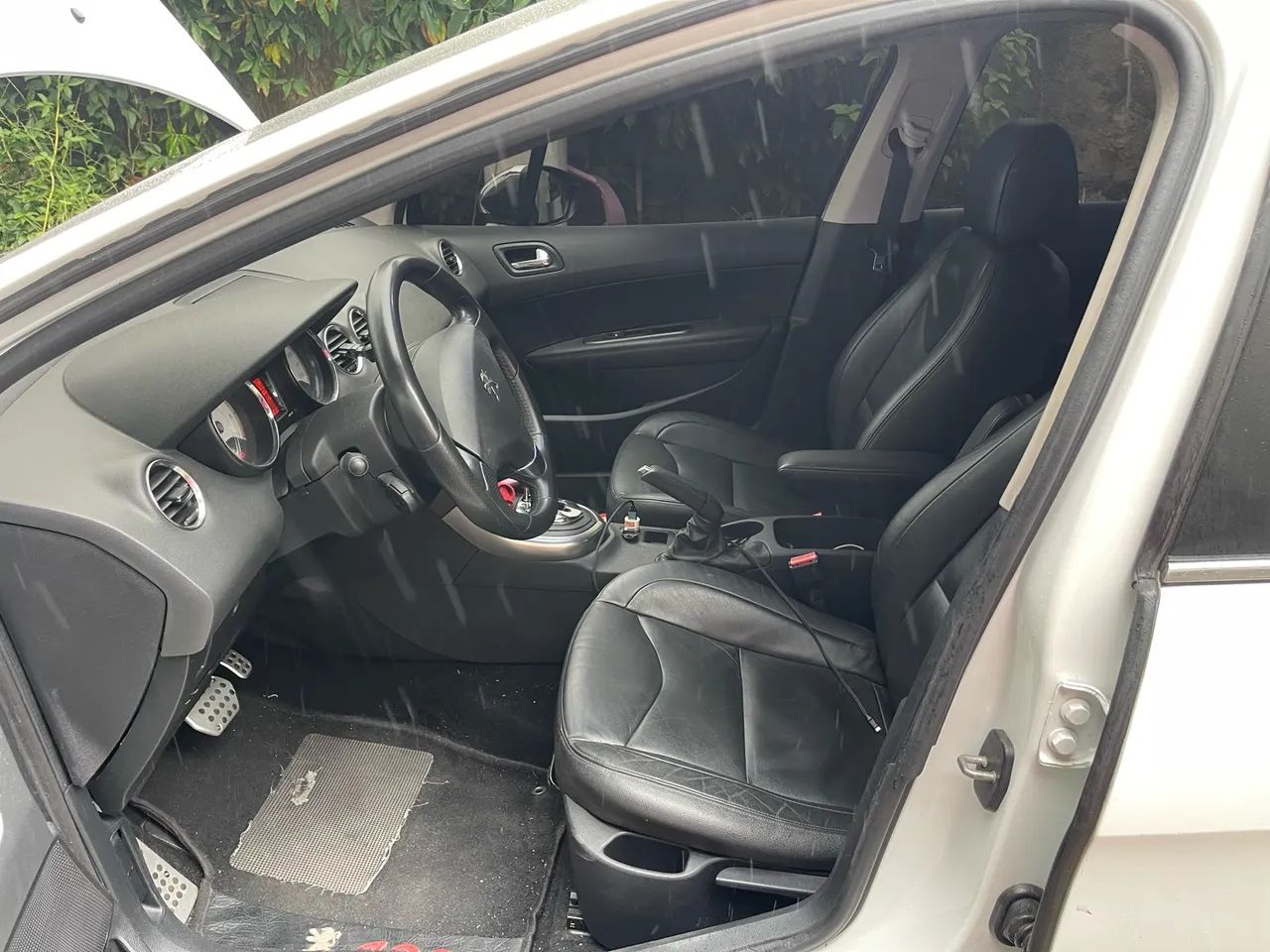 Peugeot 408 SEDAN GRIFFE 1.6 TURBO 16V 4P AUT. 2013