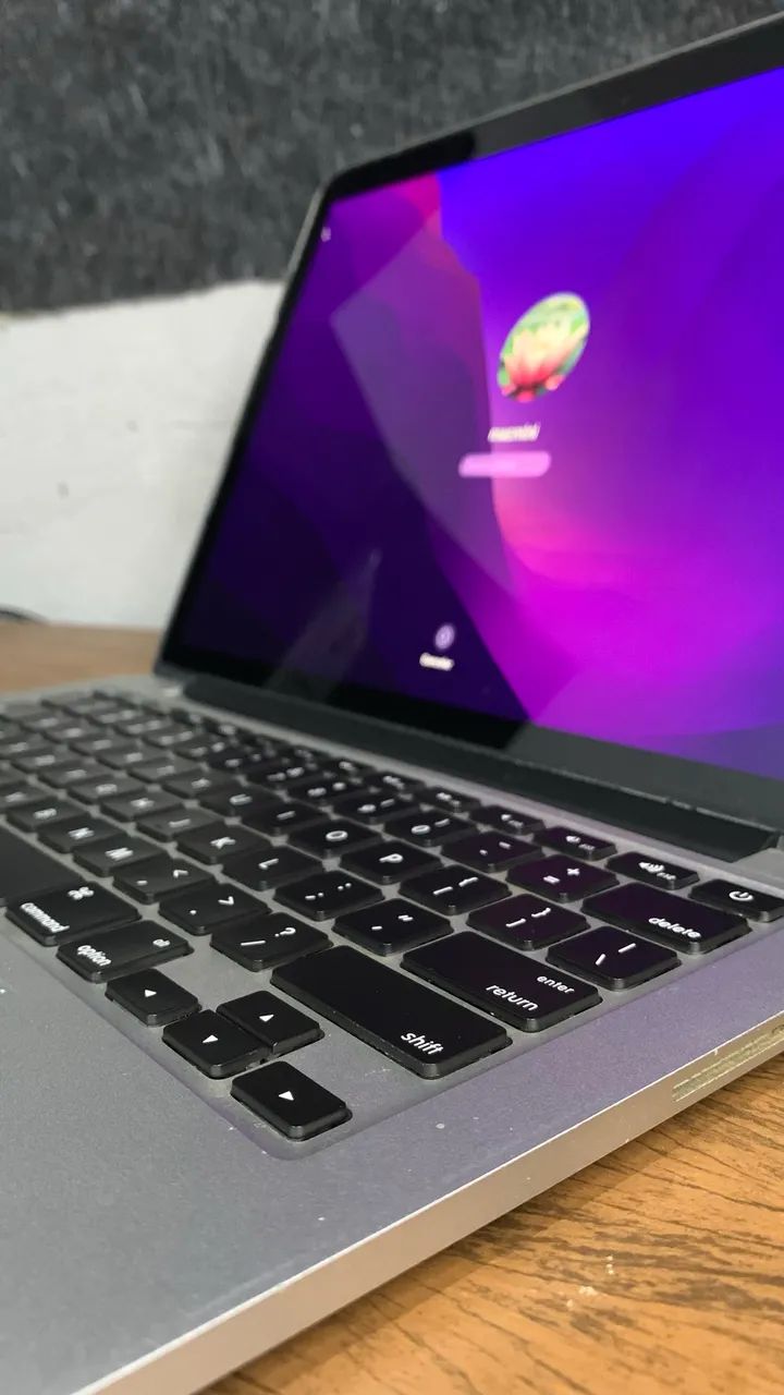 MacBook Pro i5  - Foto 2