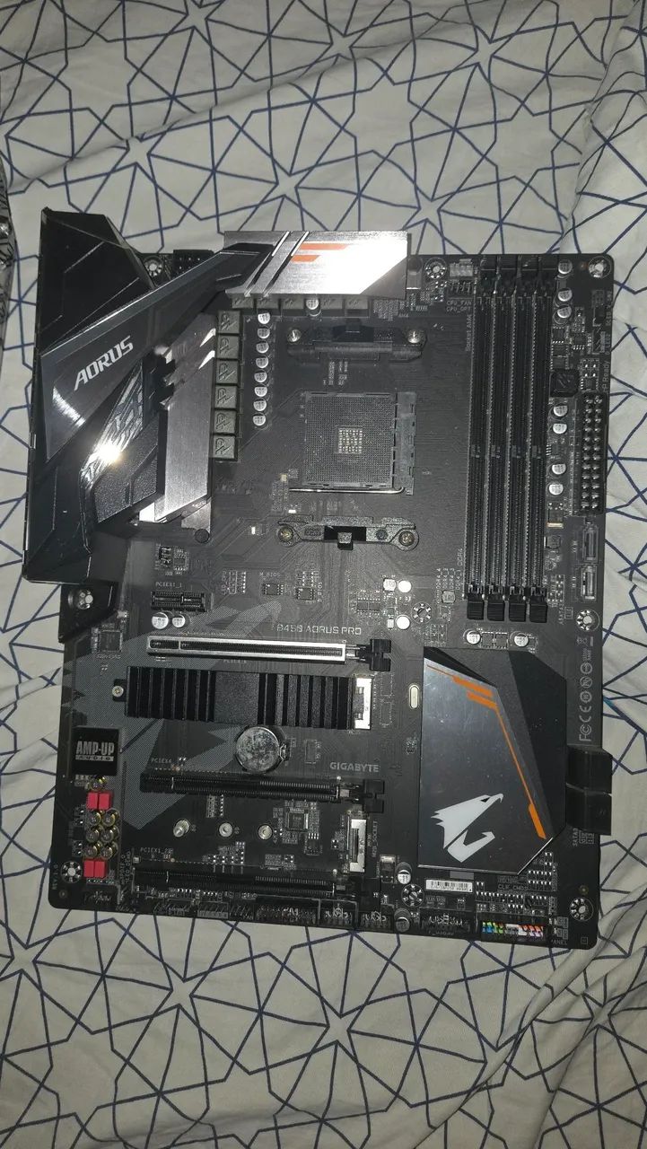 Ryzen 2700X + Placa mãe b450 Aorus Pro - Foto 3