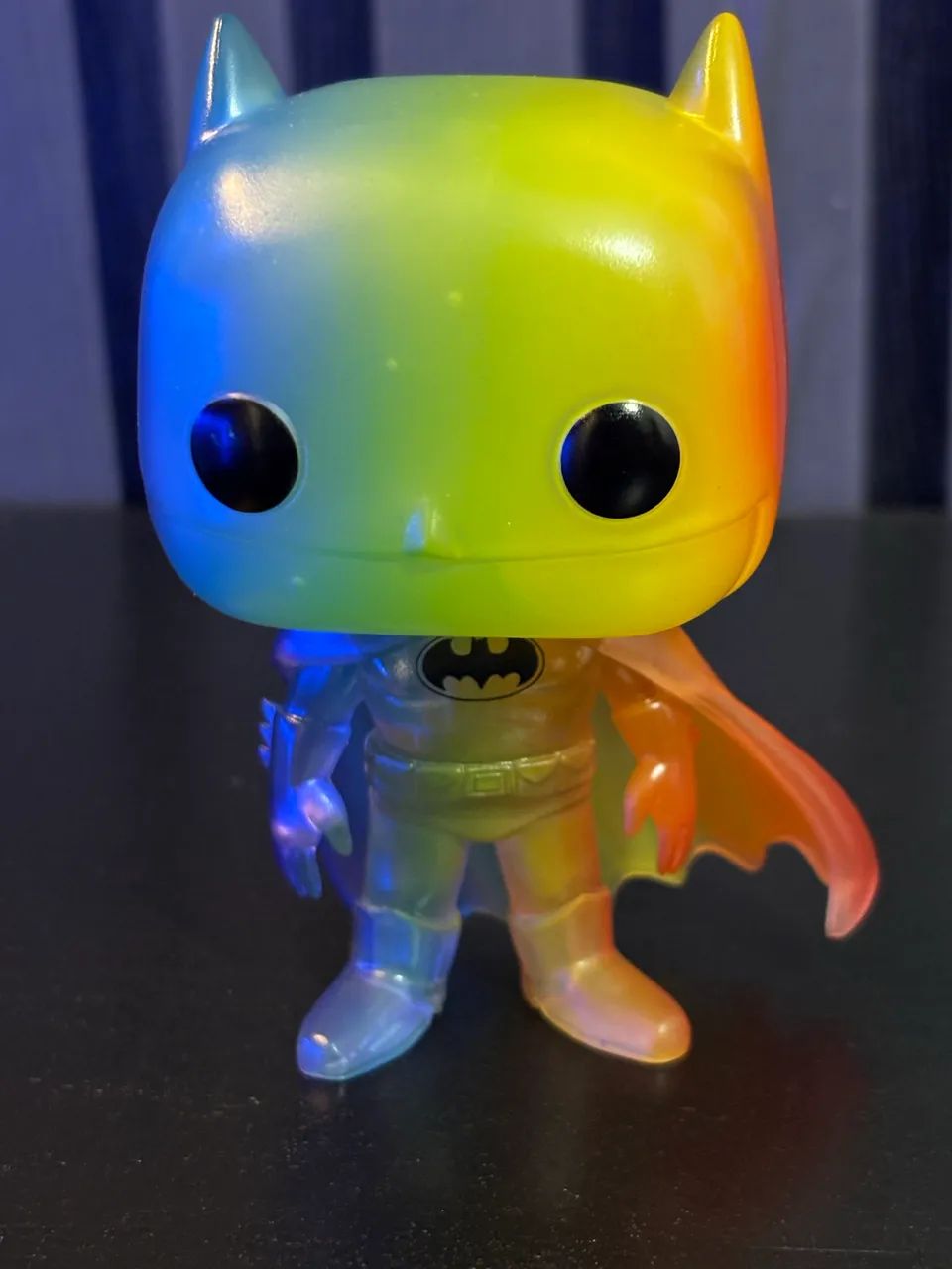 Funko Pop Batman Pride #141 - #141 sem caixa