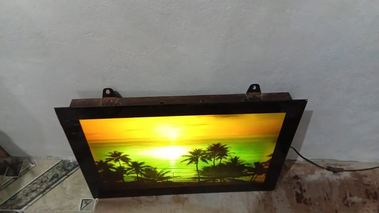 Vendo um painel luminoso, com áudio e imagem colorida - Foto 4