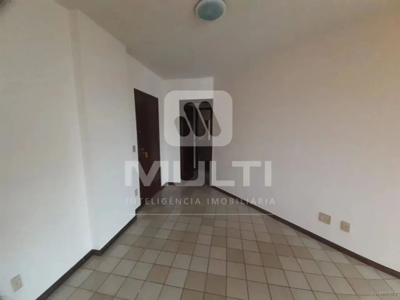 Apartamento - CENTRO