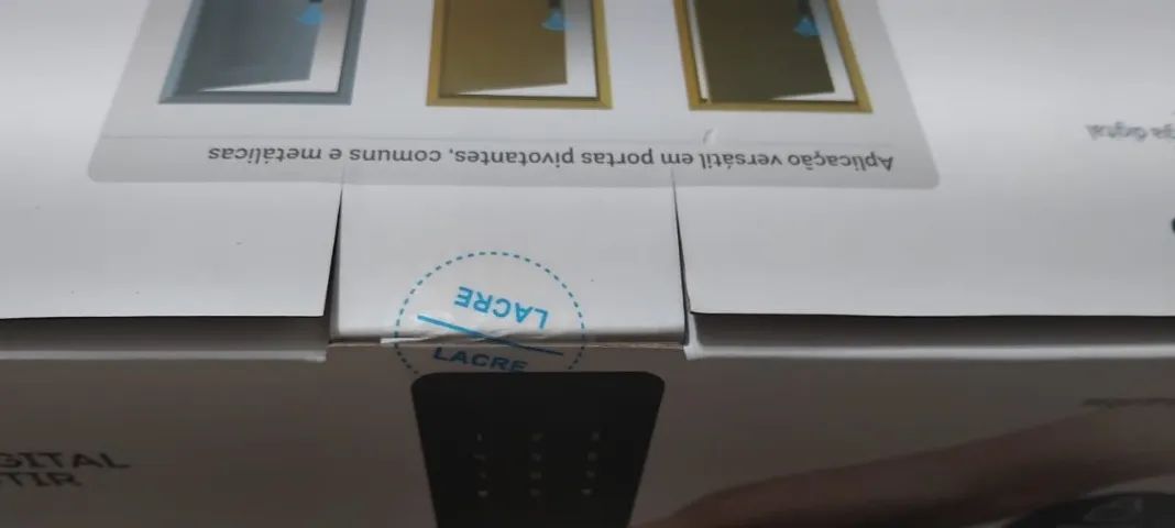 Fechadura digital Wi-Fi de embutir Biométrica Modelo De 4000B preta - Foto 2