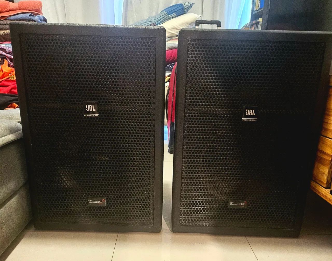 Caixa de som Thunder Light Ativa e Passiva
