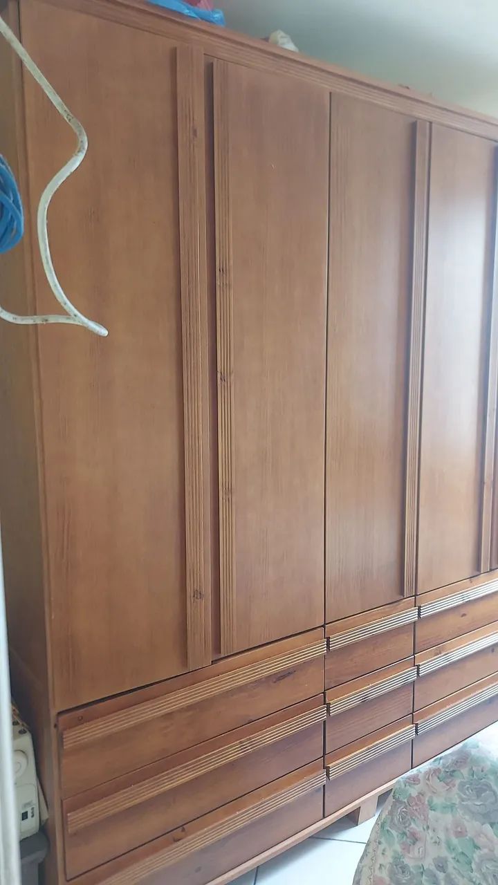 Armario e cama de madeira maciça  - Foto 5