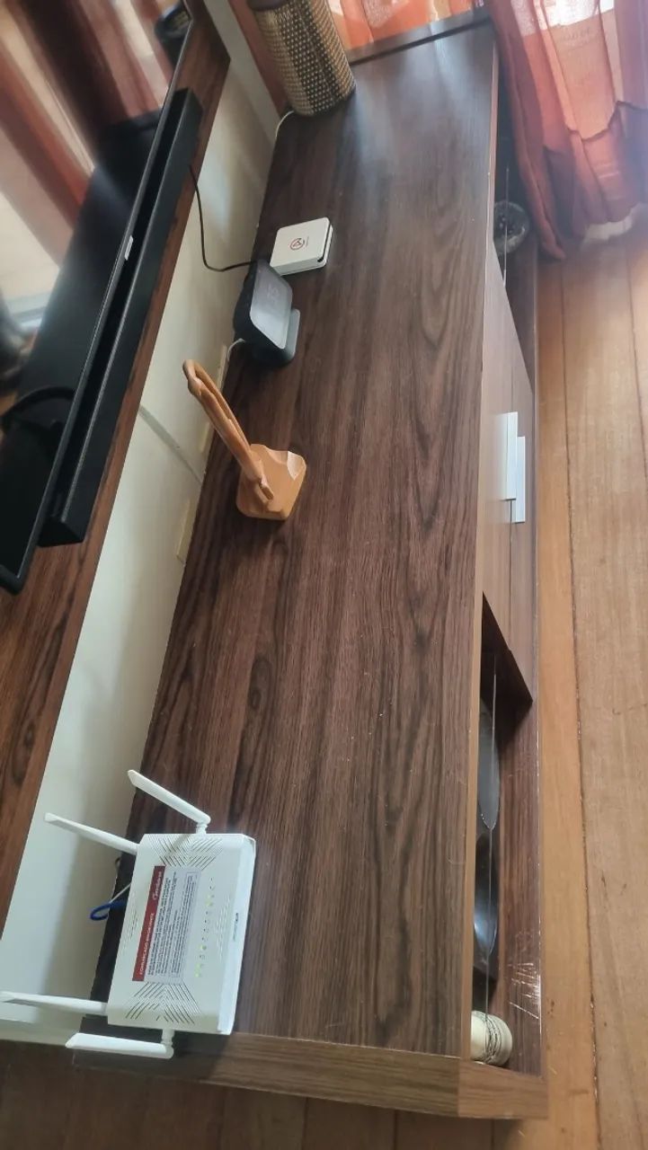 Rack MDF Com Rodas 2 Gavetas 2 Prateleiras