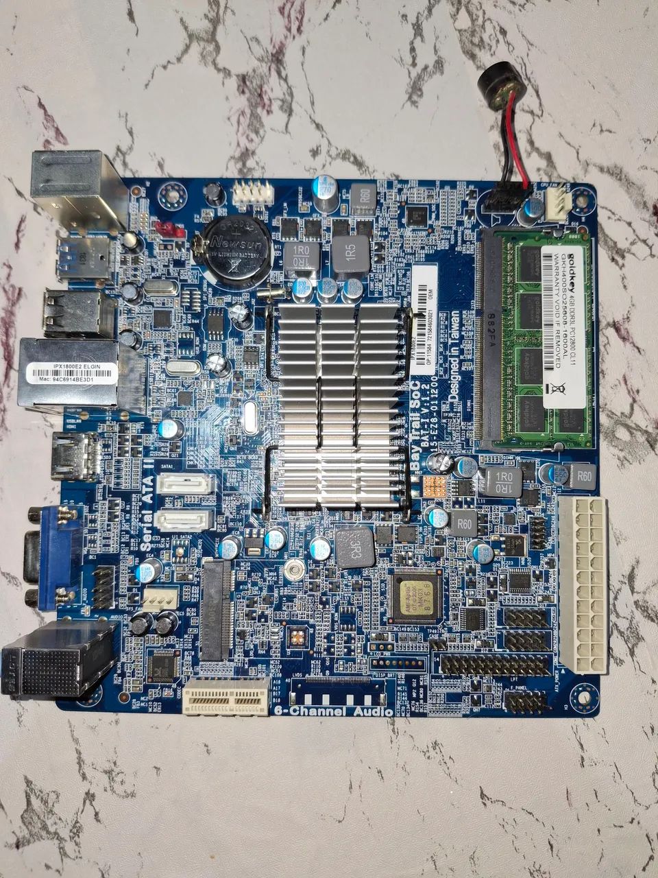 placa-mãe PCWare IPX1800E2 (padrão Mini-ITX)  - Foto 2