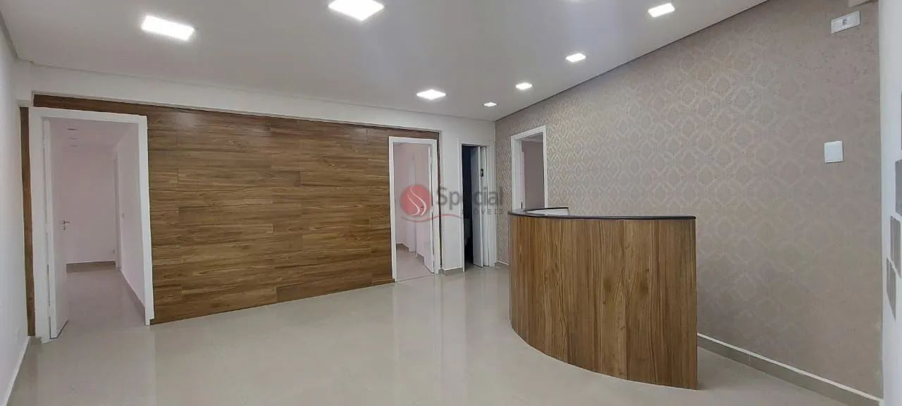 Sala para locação na Água Rasa.