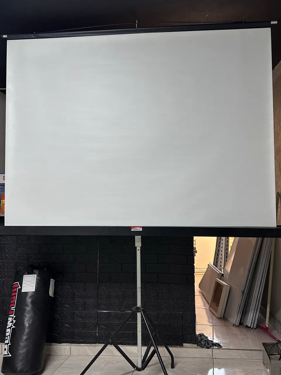 Tela de projetor tripé  - Foto 2