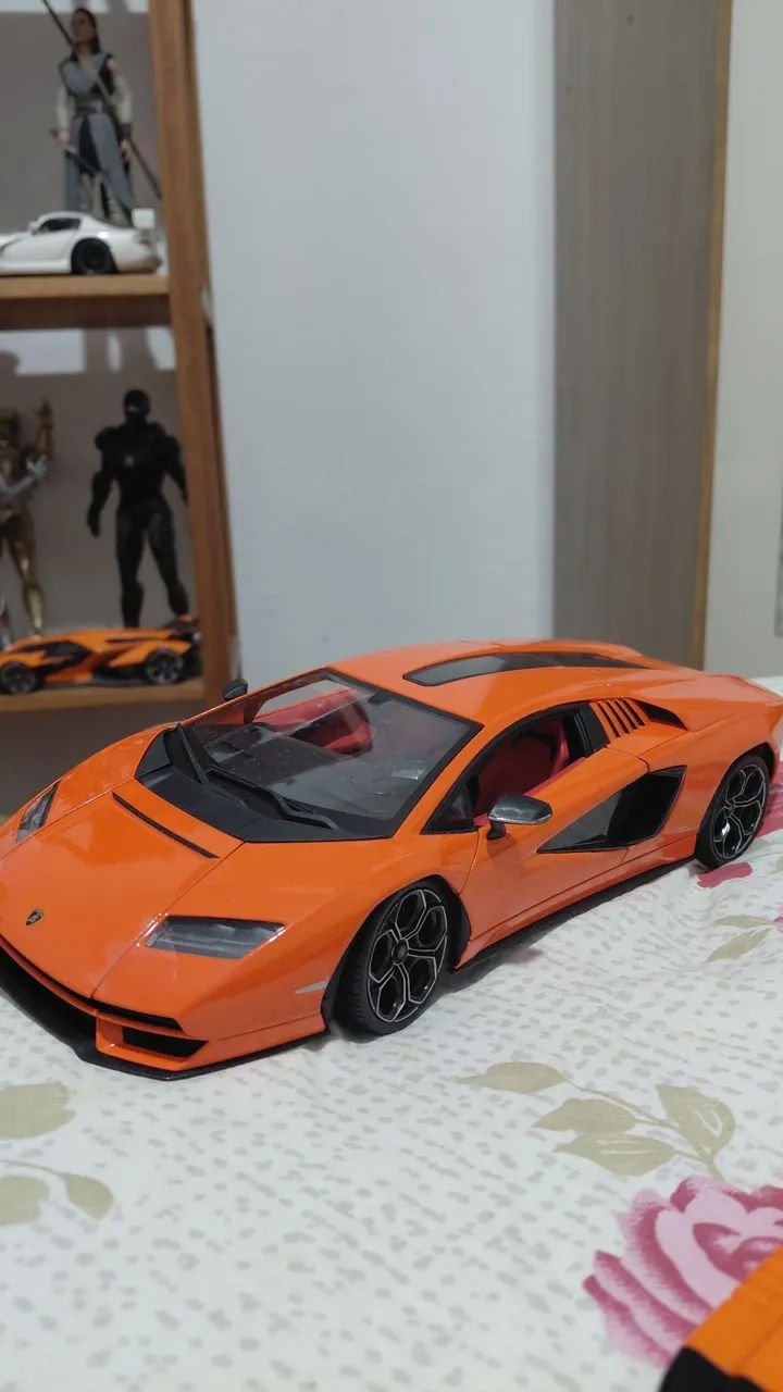 Lote 3 Miniaturas Lamborghini 1:18  - Foto 4