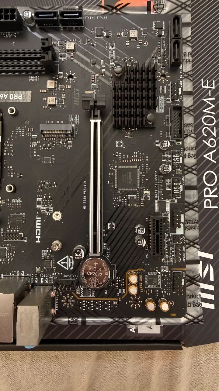 PLACA MAE MSI PRO A620M-E, DDR5, SOCKET AMD AM5, M-ATX, CHIPSET AMD A620M - Foto 5