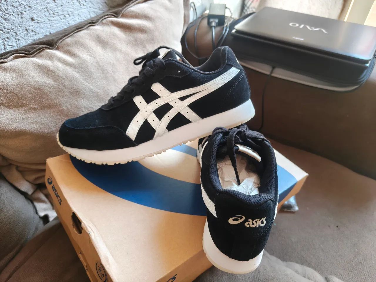 Tênis Asics camurça original n38 - Foto 3