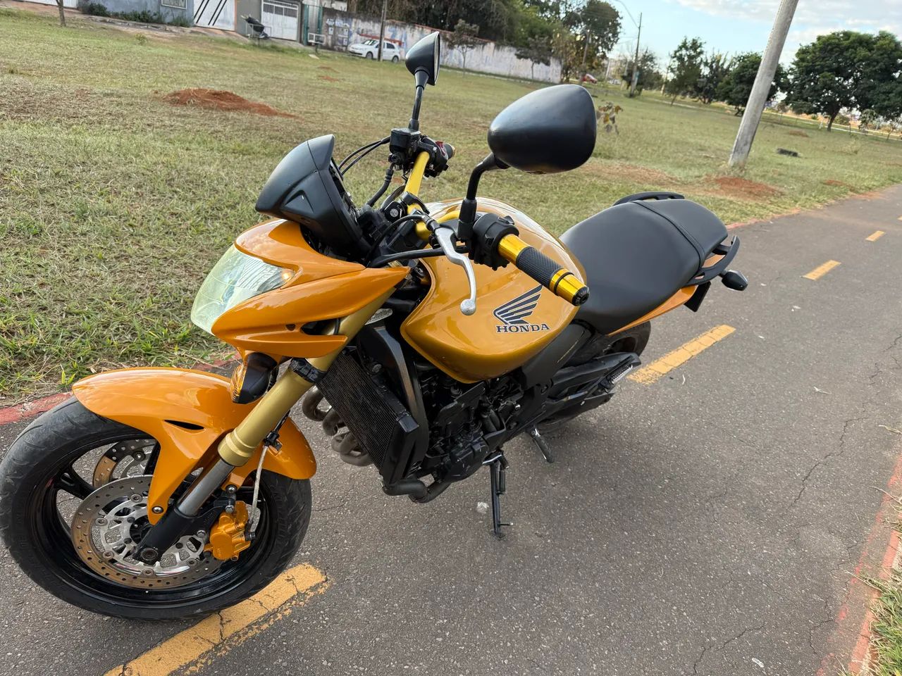 HORNET 600F 2009 - Foto 3