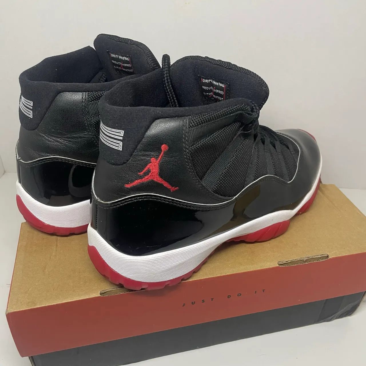 Tênis Air Jordan 11 bred - Calçados - Planalto Treze de Maio