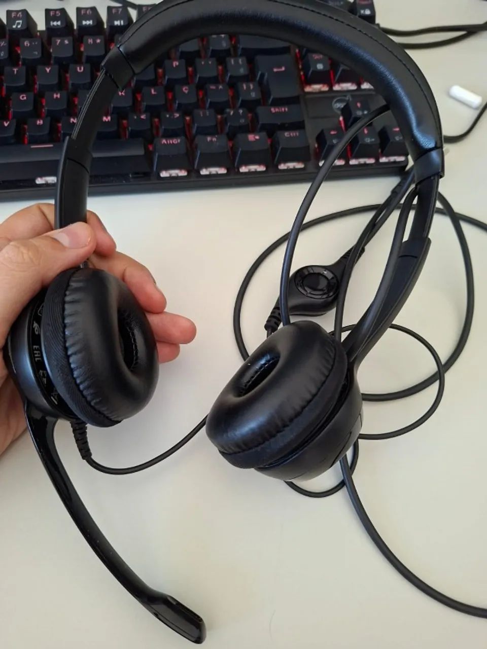 Logitech Headset H390 USB - Bom Estado - Microfone com Cancelamento de Ruído - Foto 4