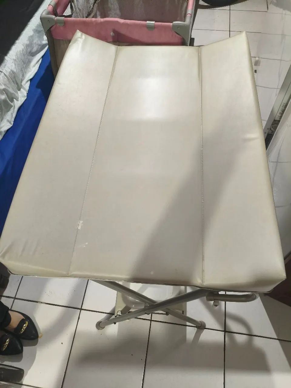 Trocador com banheira 
