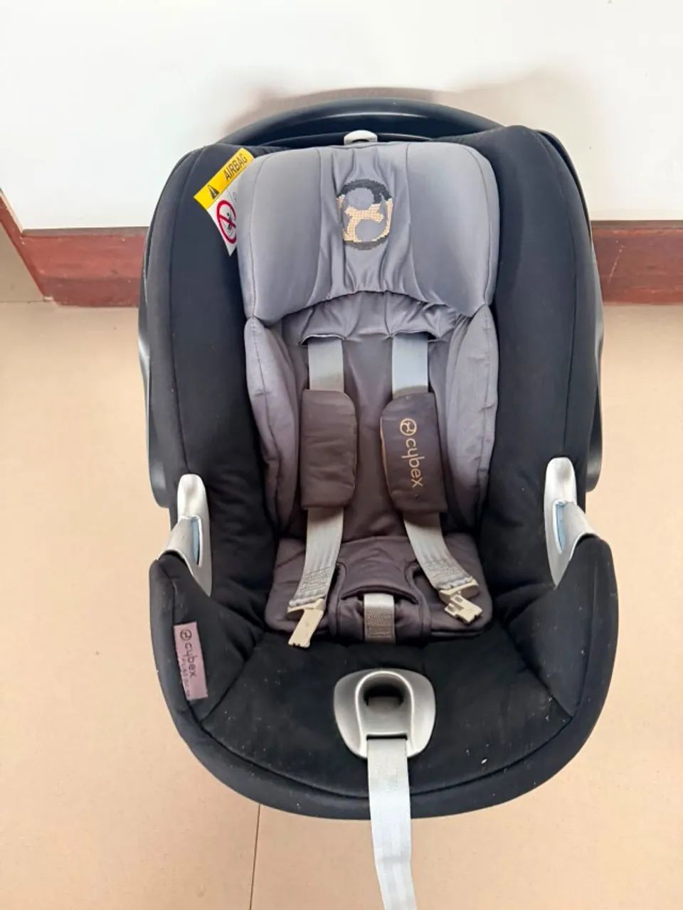 Bebê conforto CYBEX PLATINUM PRETO + BASE COM ISOFIX  - Foto 3