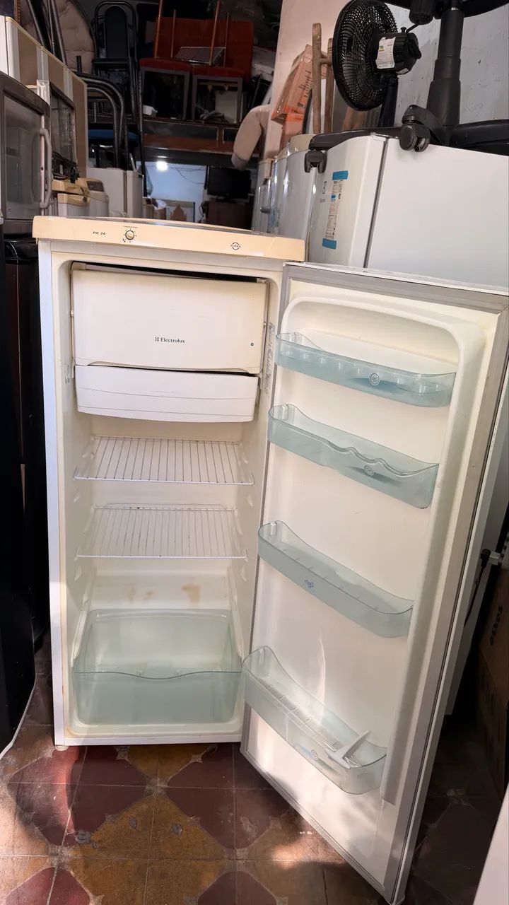 Geladeira Electrolux 260 Litros - Foto 2