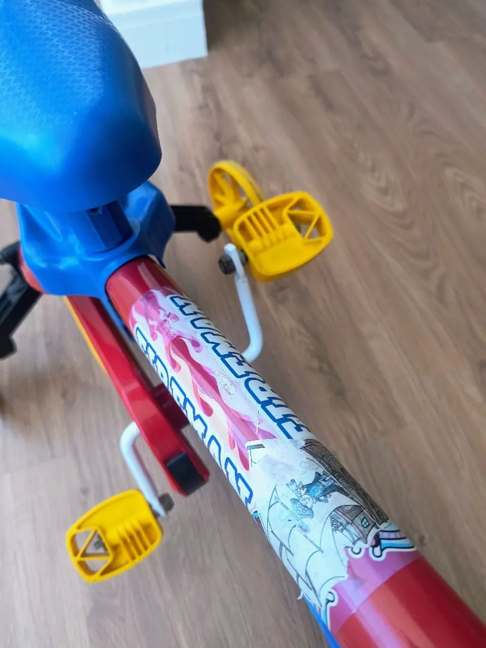 Bicicleta infantil com rodinhas  - Foto 4