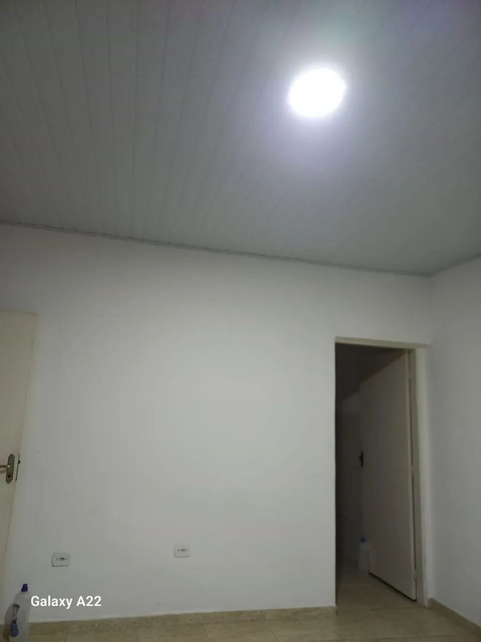 Aluga-se casa de 2 cômodos  - Foto 3