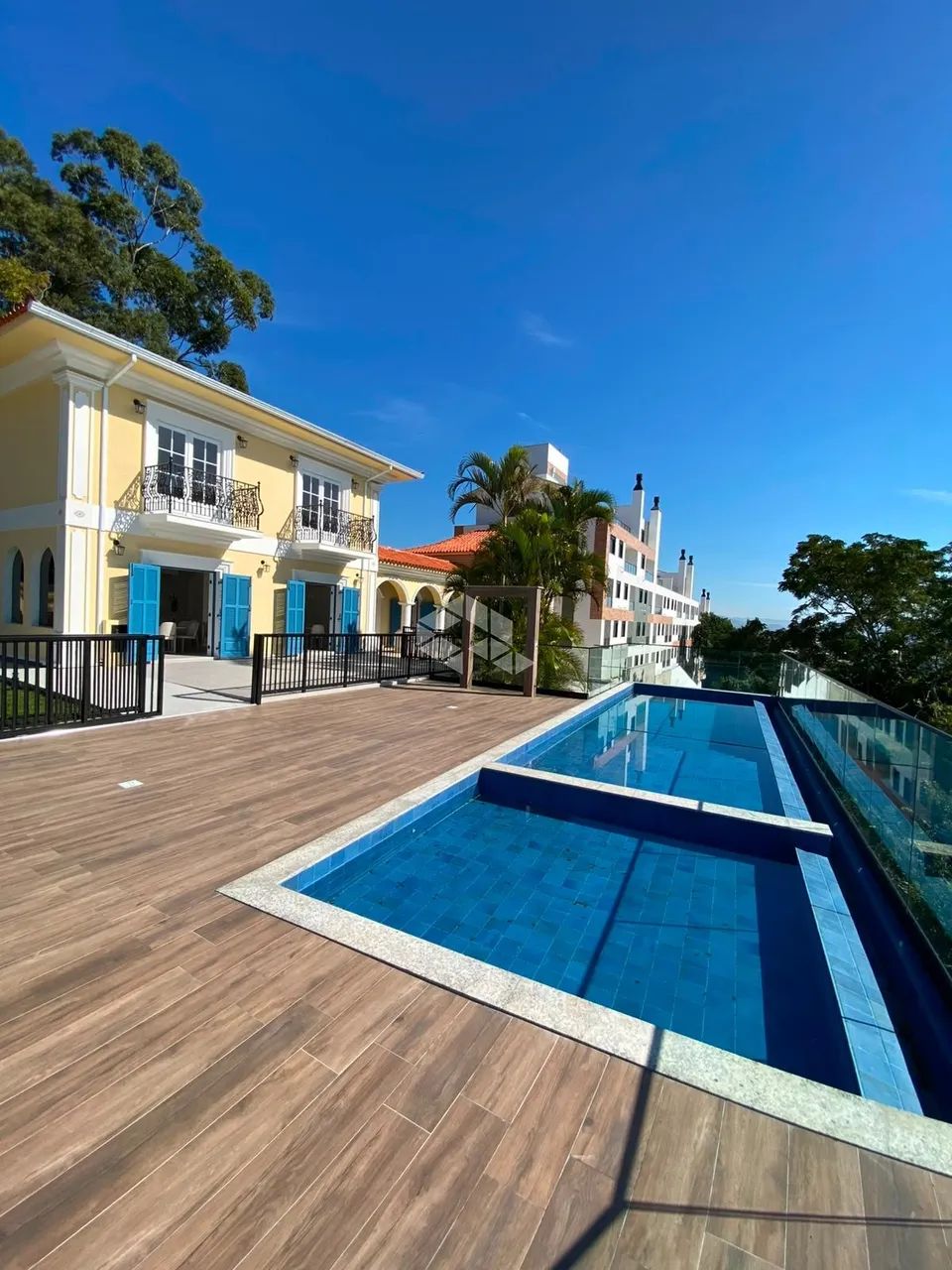APARTAMENTO 2 QUARTOS COM SUÍTE E LAZER COMPLETO EM COQUEIROS