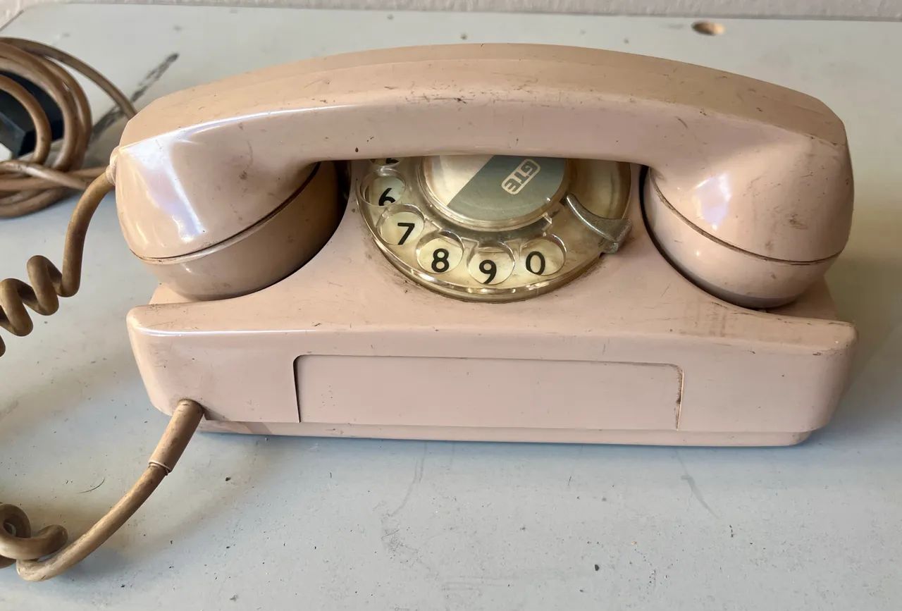 Telefone antigo cor Creme em bom estado de conservação! - Foto 2
