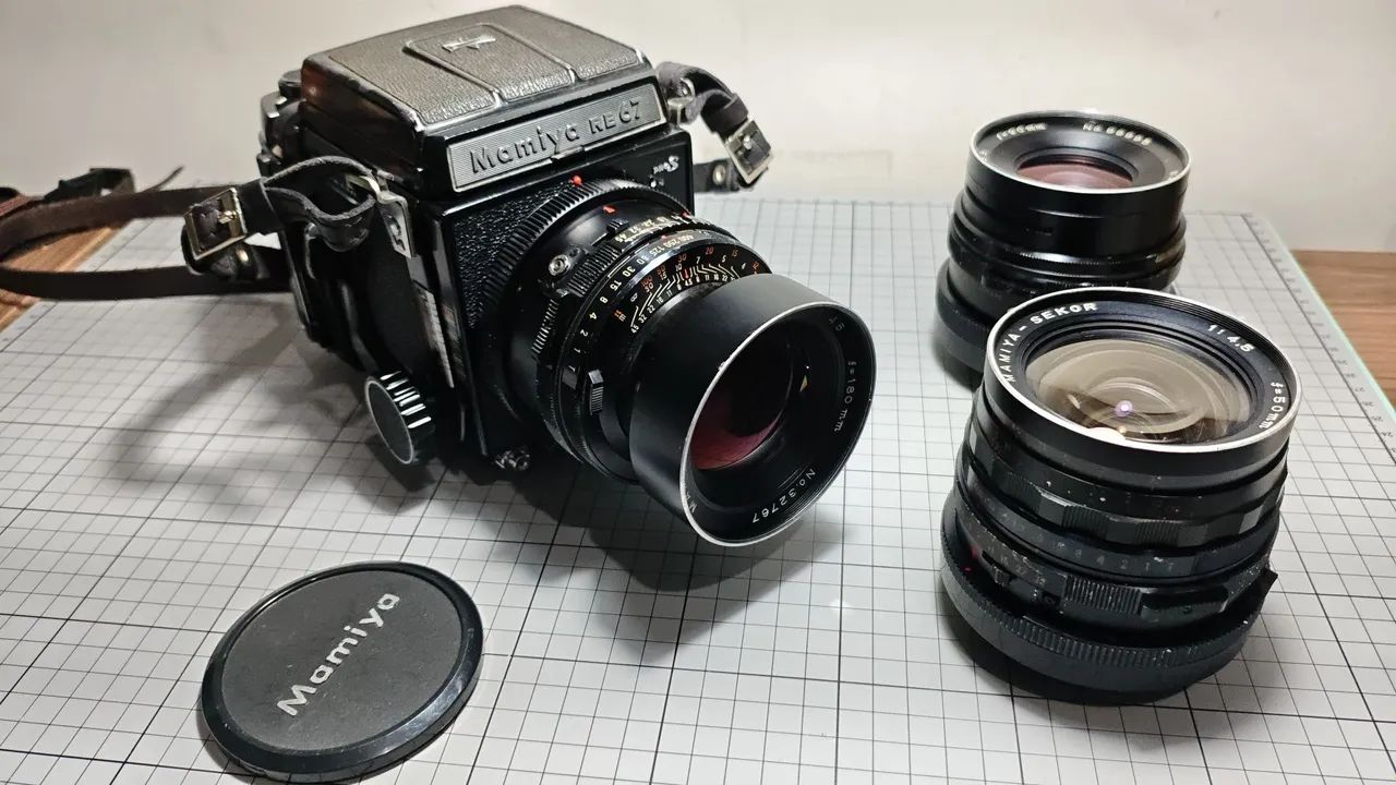 Câmera Médio formato Mamiya RB67