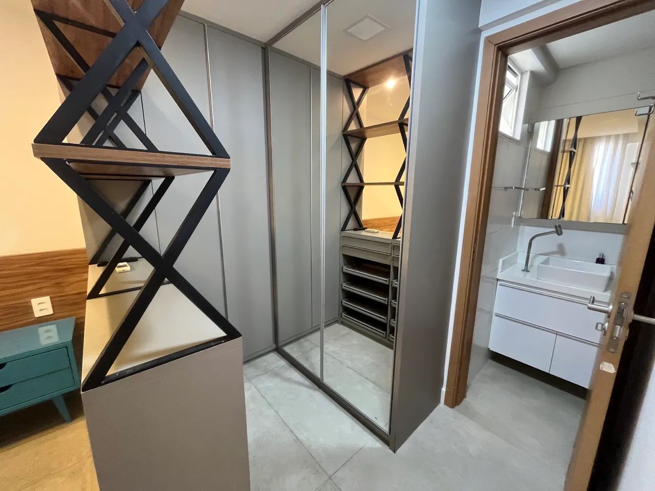 Apartamento mobiliado no 17 andar, com vista para o mar - Foto 6