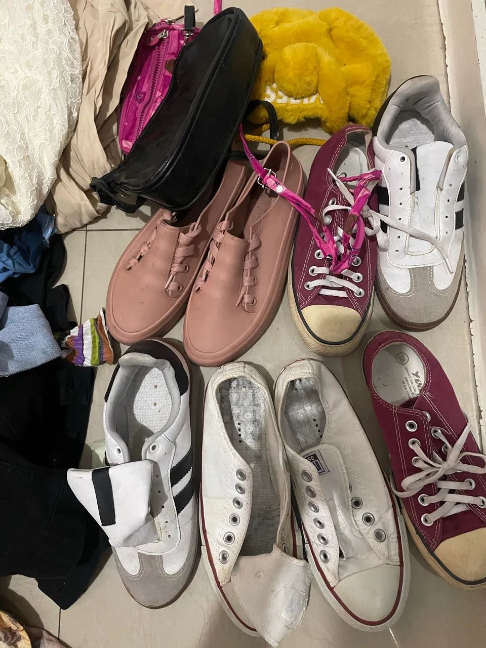 Lote de roupas  - Foto 2