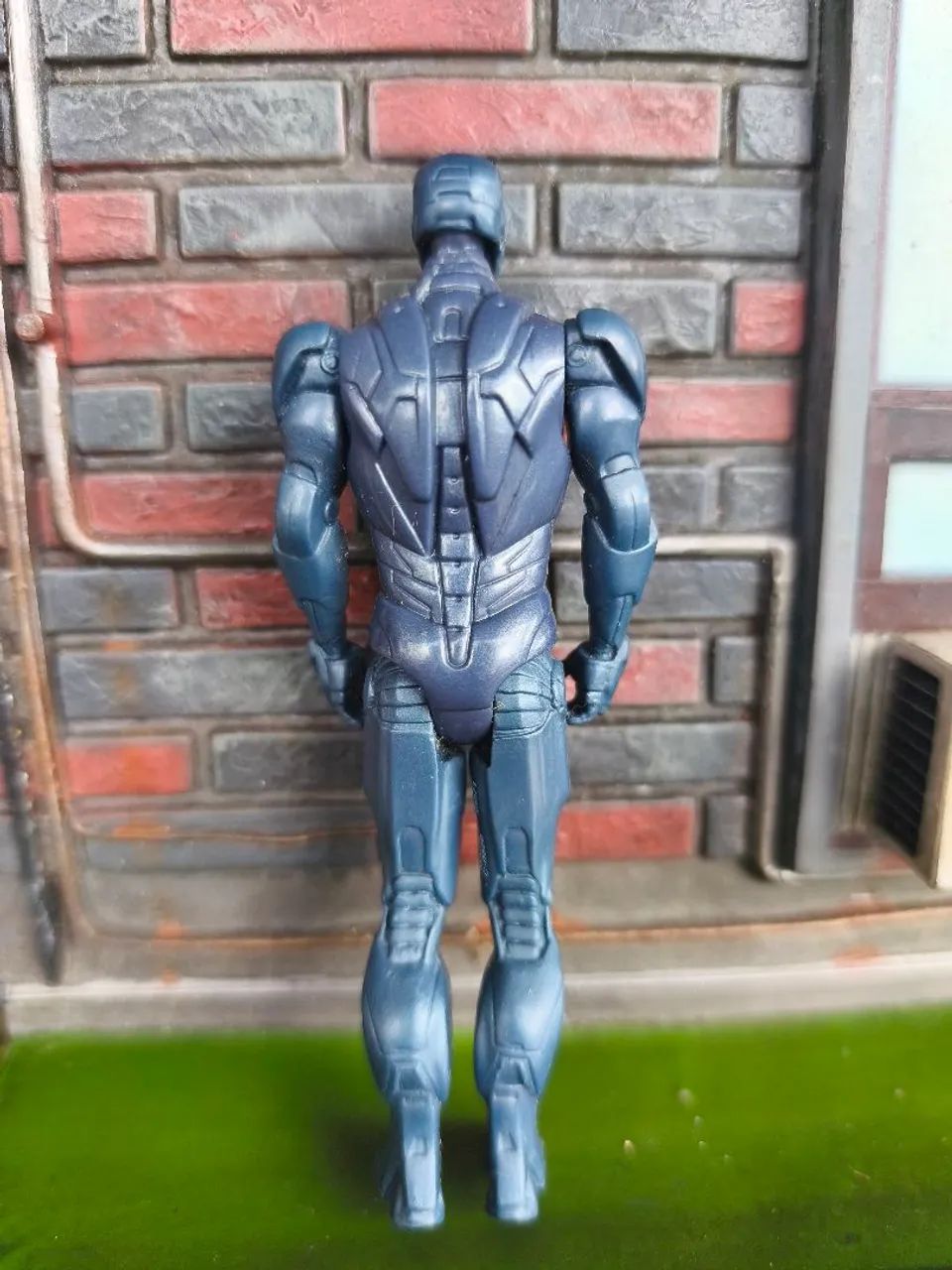 Marvel universe/ Iron Man Blue Future  - Foto 3