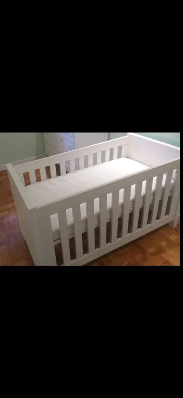 Berço em ótimo  estado,  vira cama e vem com o colchão.  - Foto 2