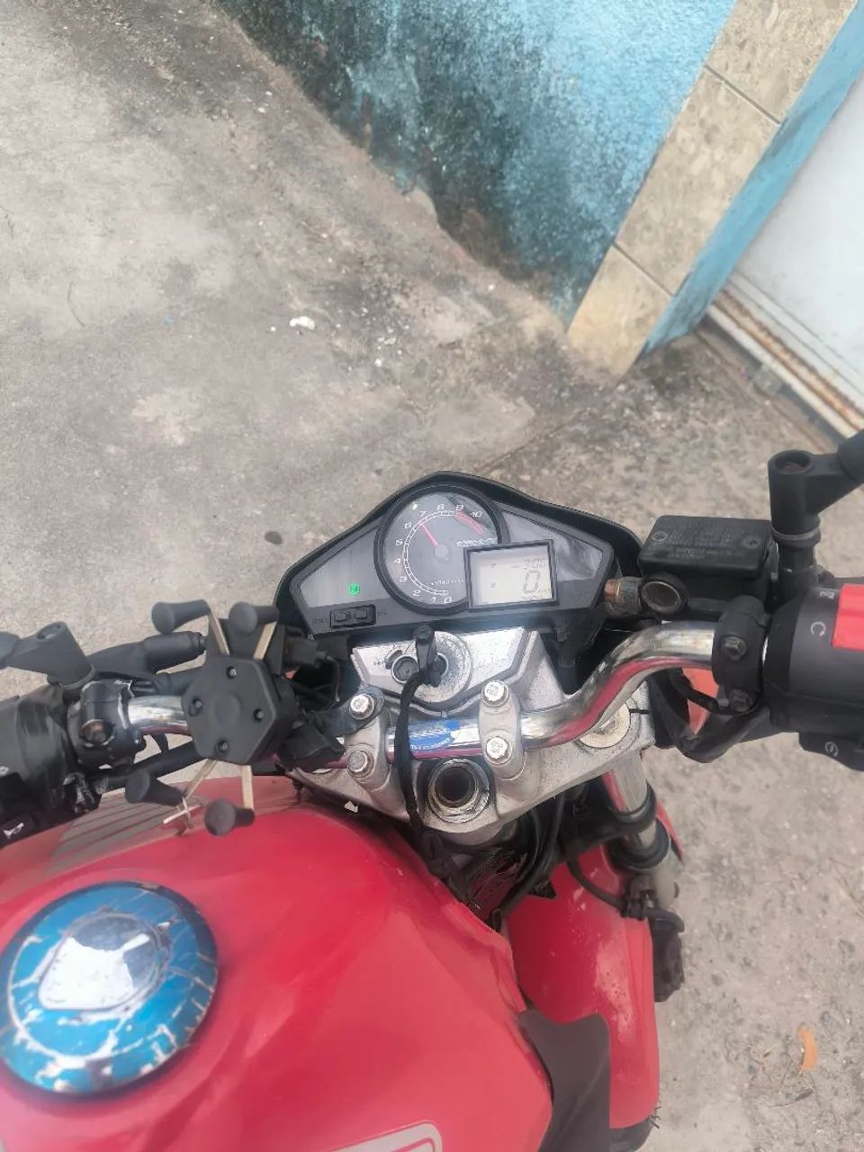 CB 300R Ótimo estado - Foto 4