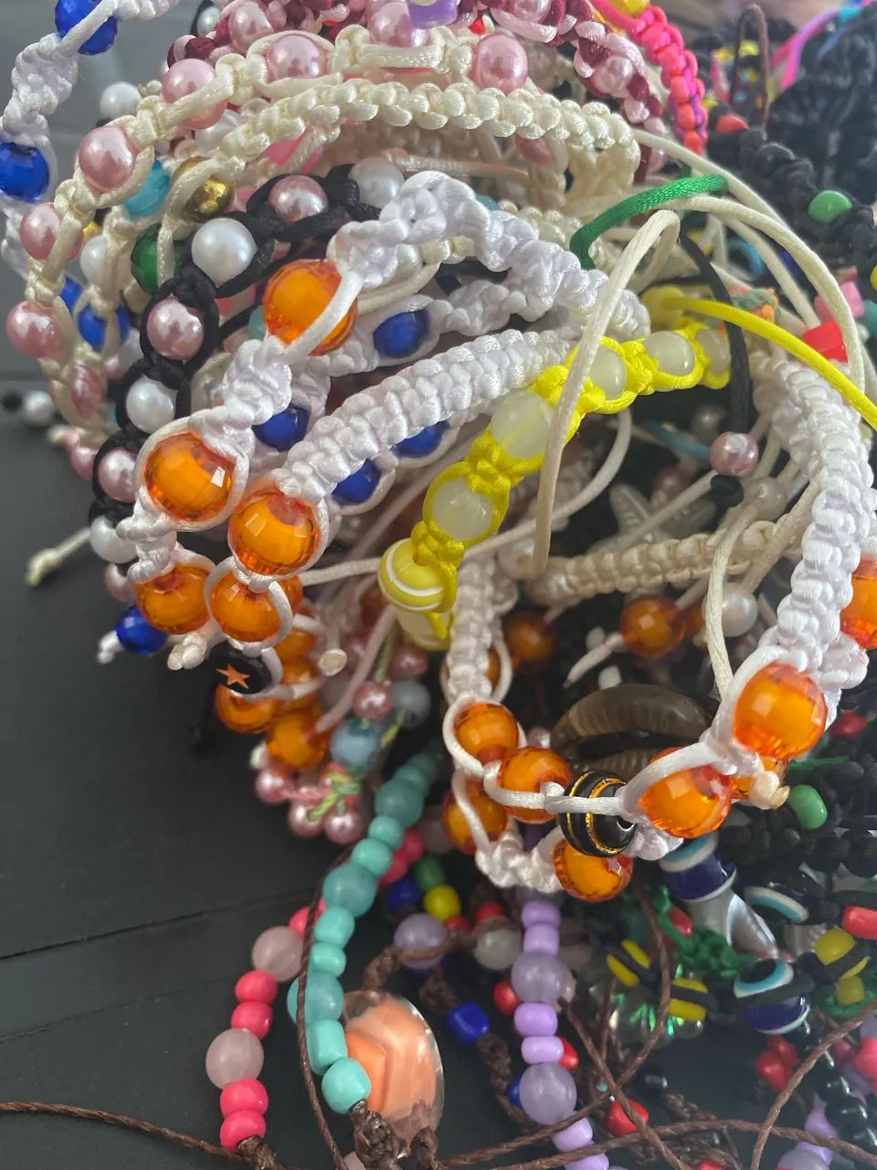 Vendo pulseiras e chocker artesanais, para revenda  - Foto 5