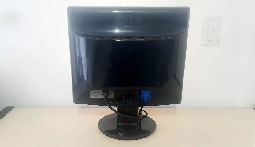 Monitor LG Flatron 17" Widescreen LCD W1752T - Foto 4