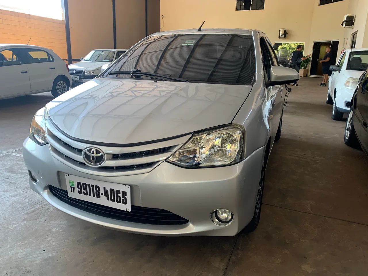 Toyota Etios ETIOS PLATINUM 1.5 Flex 16V 5p Mec. 2014