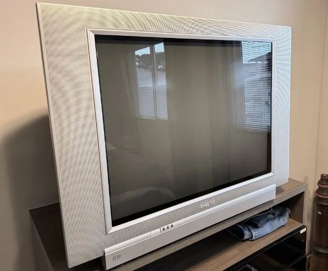 TV 29 polegadas antiga de Tubo Philips Real Flat em perfeito estado 