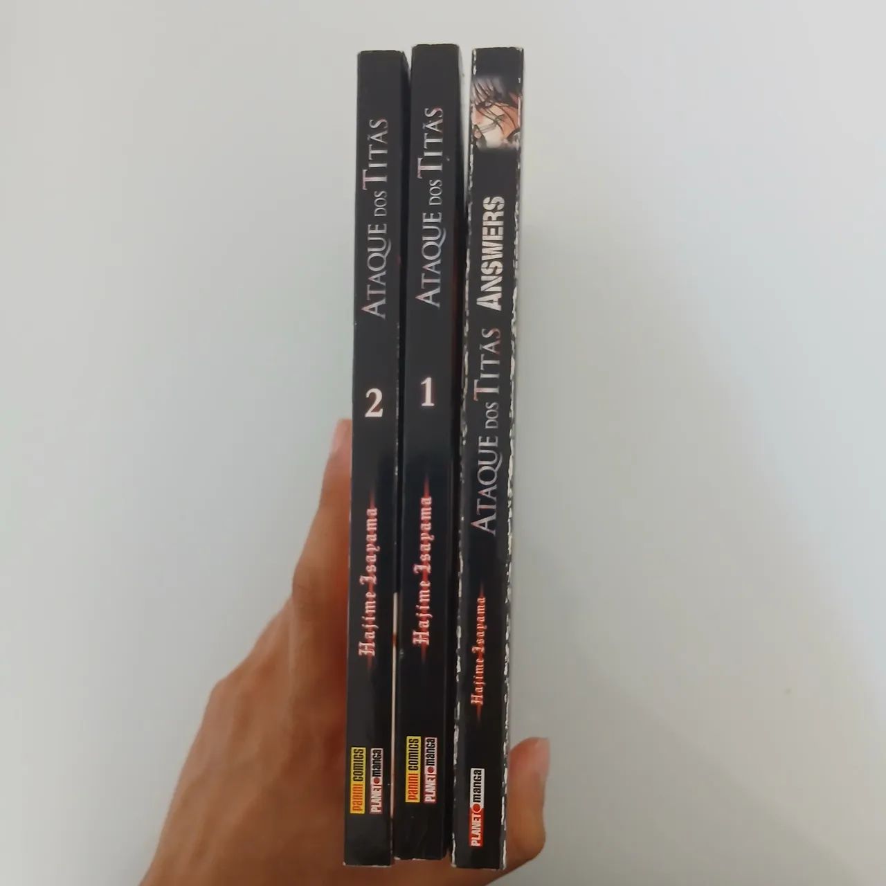 Attack on titan/Ataque dos Titãs 1, 2 e Answers  - Foto 2