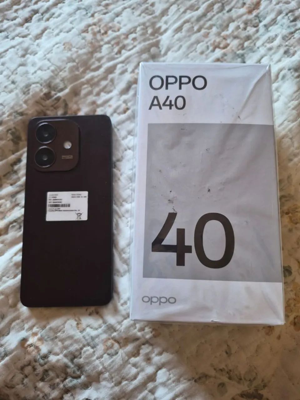 Vendo OPPO A40 - Foto 2