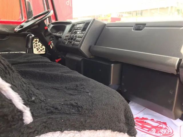 FORD CARGO 816 2018/2019 COMPLETO COM AR CONDICIONADO E POUCO RODADO. - Foto 10