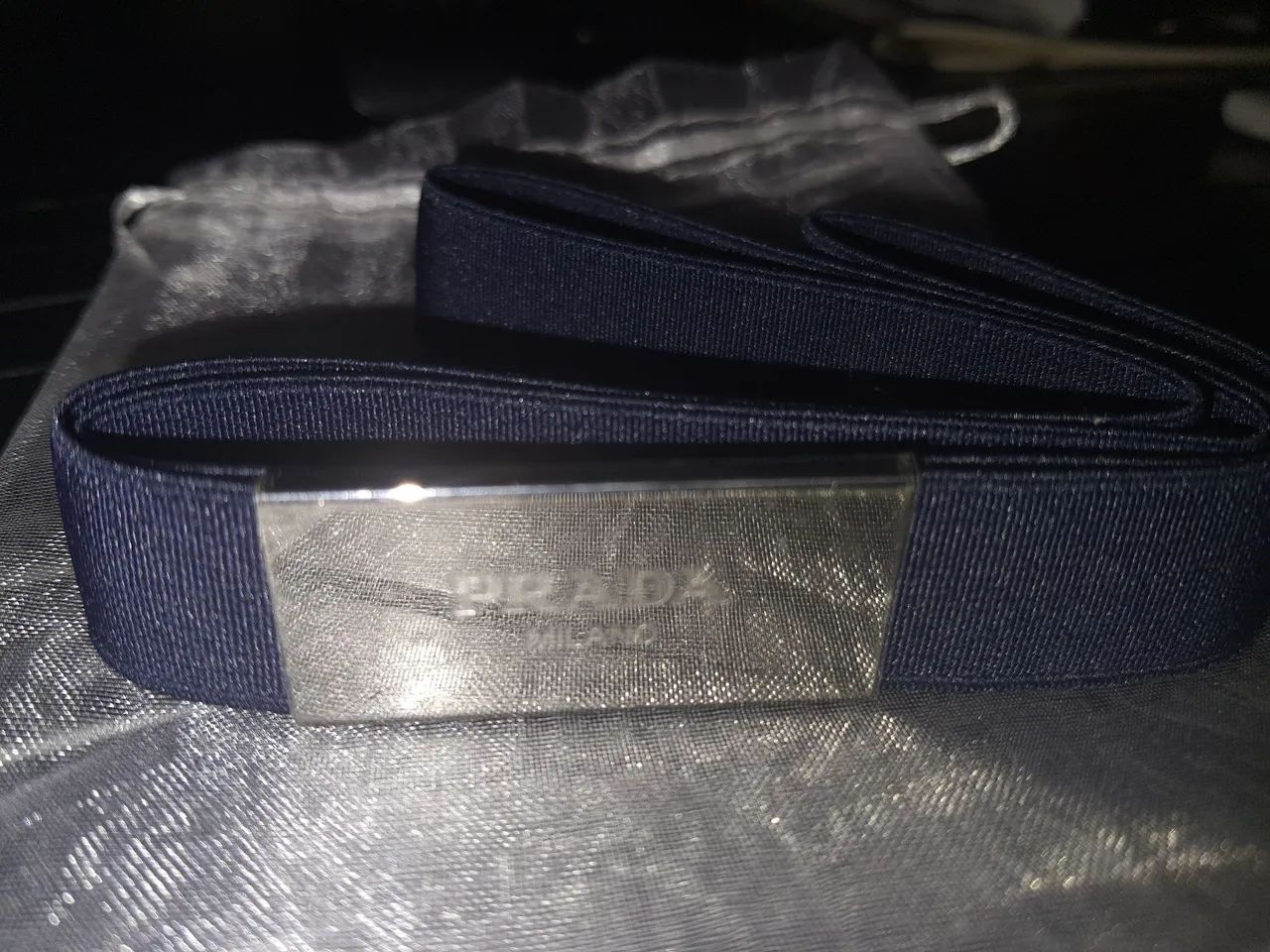 Elástico Prada azul 80 cm.