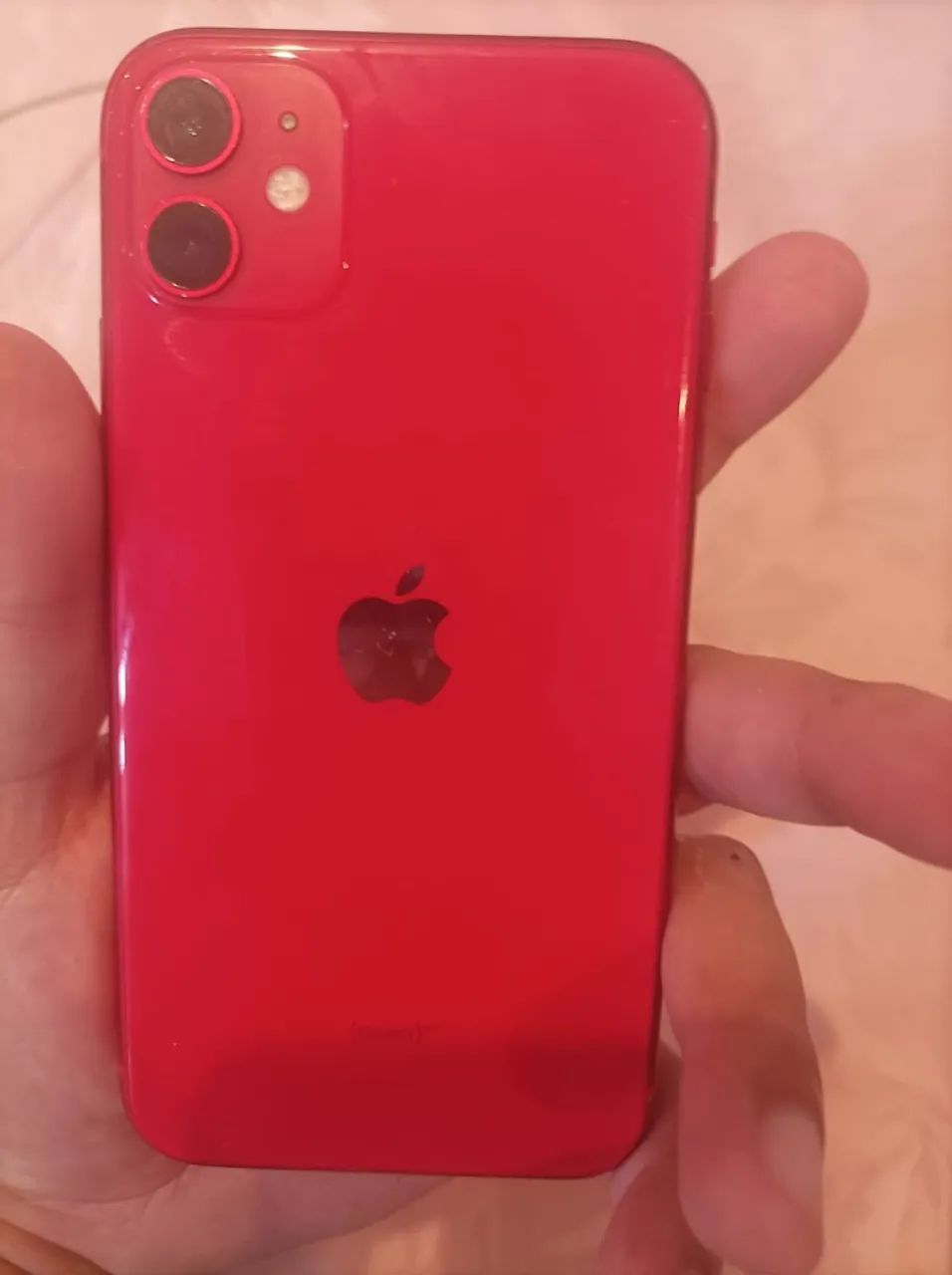 Vendo ou troco iPhone 11 - Foto 2