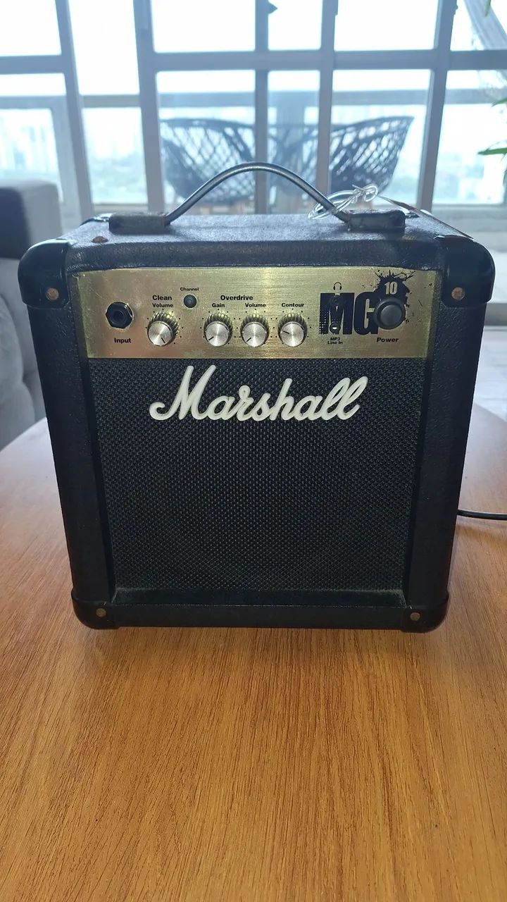Amplificador Marshall MG10