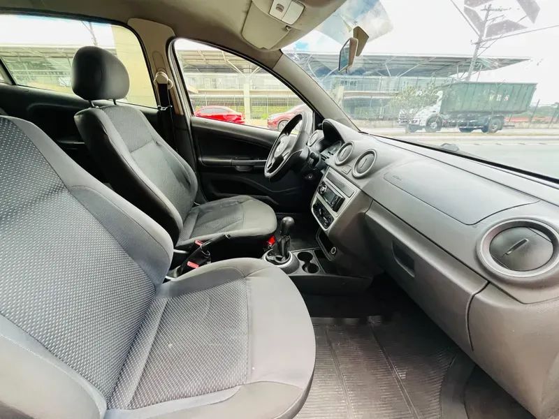 Volkswagen Voyage Trendline 1.6 T.Flex 8V 4p, foto 9 de 11