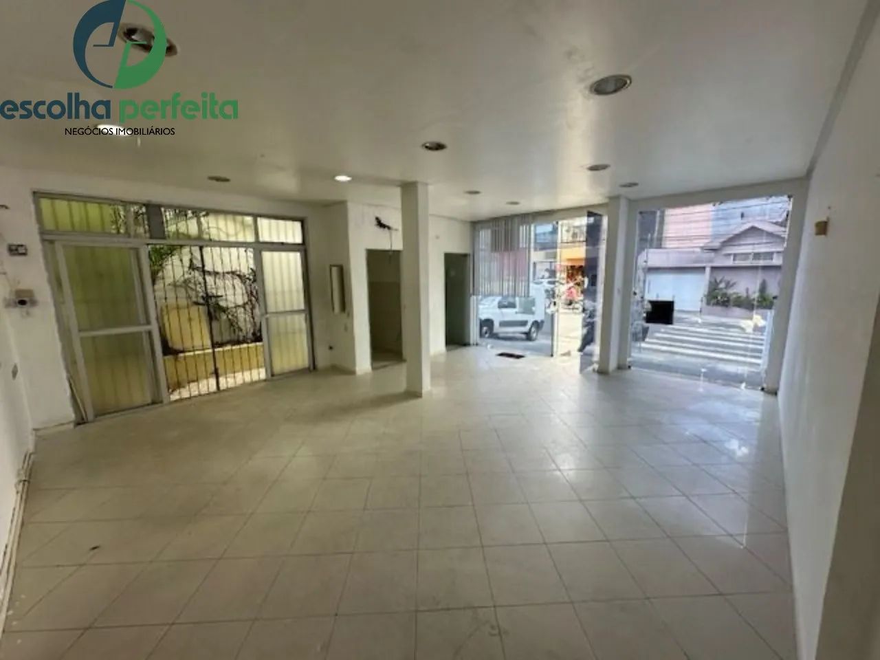 Casa Comercial 6 Salas 3 Vagas - Foto 4