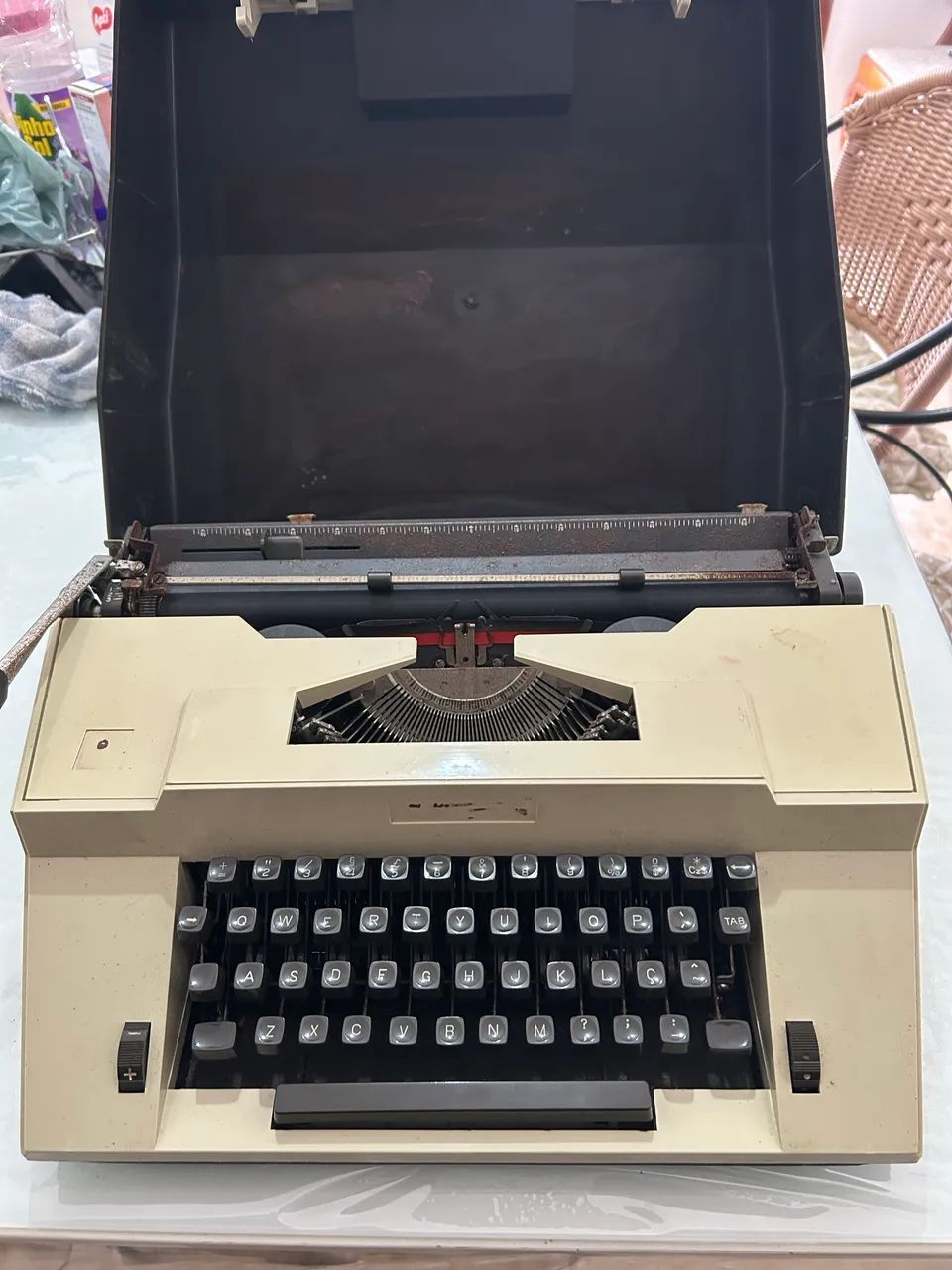Máquina de escrever - Foto 5