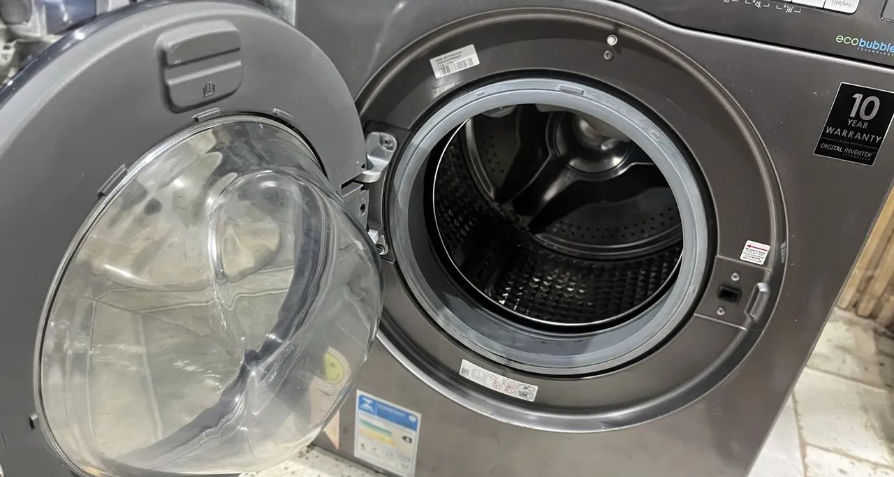 VENDO LAVA E SECA SAMSUNG SEMI NOVA  - Foto 2