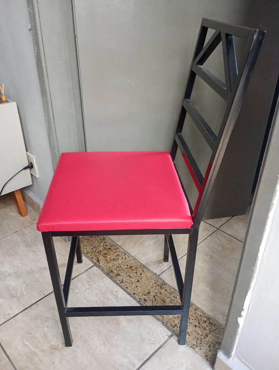 Cadeiras de ferro c forro zero 4pçs.. - Foto 2