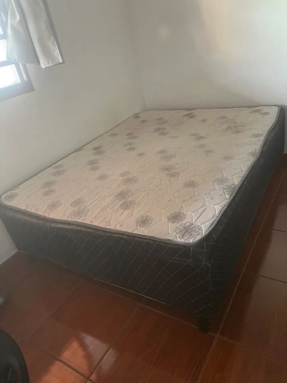 Cama Box (Usada)