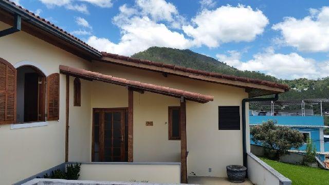 Linda residência com 5 quartos no Vale dos Pinheirros em NF/RJ - Foto 13